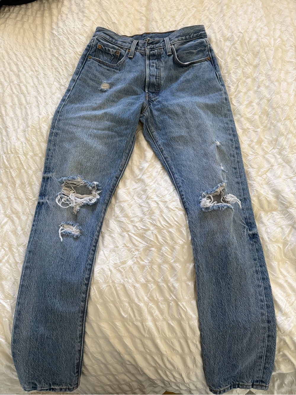 Levi's Distressed 501 skinny jeans size 25